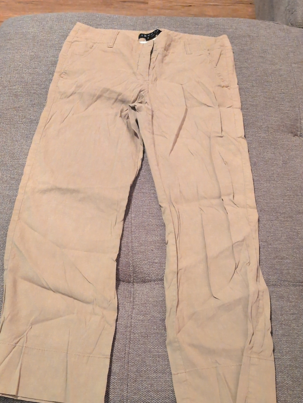 Theory Women's Light Beige Capris - Neutral Tan